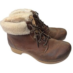 Dansko Ankle Boots Brown Leather Lace Up Sheep Fur Lined‎ Size 40 Euro Flaw